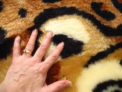 Walk On Me Faux Fur Super Soft Kids Leopard Rug Tufted With Non-slip Backing Area Rug - Image 3